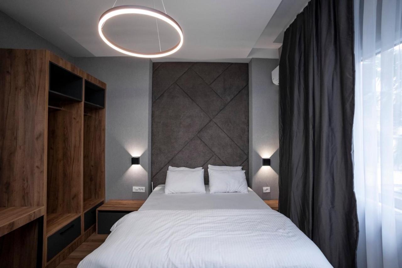 Griffon Bar Food Apartments Struga Exteriér fotografie