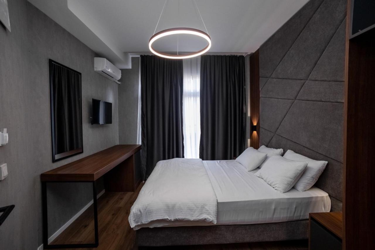 Griffon Bar Food Apartments Struga Exteriér fotografie