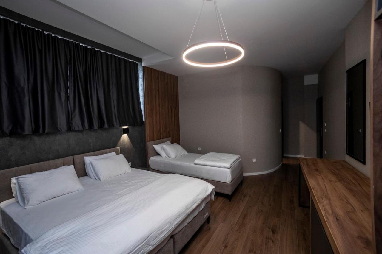 Griffon Bar Food Apartments Struga Exteriér fotografie