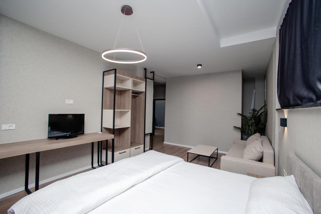 Griffon Bar Food Apartments Struga Exteriér fotografie